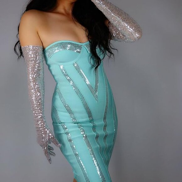 Long Sequins Mesh Silver Gloves - Picture 4 of 6